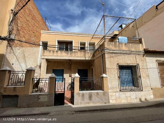 Casa entre avenida Juan de Borbón y Juan Carlos I - MURCIA