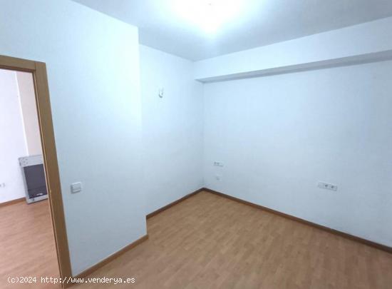 LUMINOSO PISO DE 1 DORMITORIO! - BARCELONA