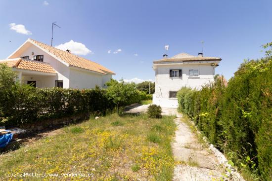 Chalet pareado en Urbanización La Beltraneja, Trijueque, Guadalajara - GUADALAJARA