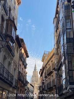 “Una Oportunidad Única en pleno casco histórico de Toledo con vistas a la Catedral” - TOLEDO