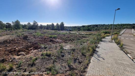 Gran terreno esquinero - TARRAGONA