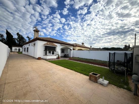  CHALET EN LA COQUINA - CADIZ 