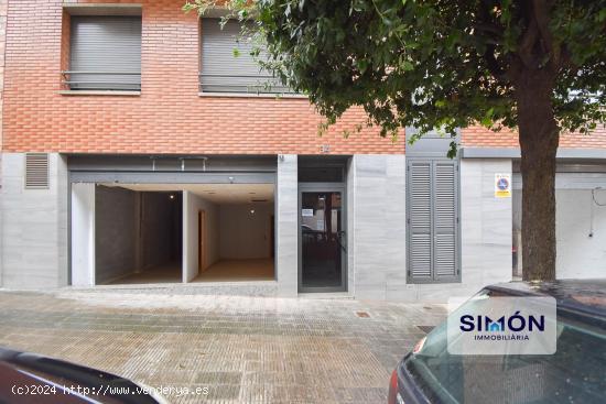 ¡Local comercial ALQUILER OPCIÓN A COMPRA de 160m2 a pie de calle muy bien situado! - BARCELONA