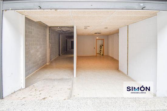 ¡Local comercial ALQUILER OPCIÓN A COMPRA de 160m2 a pie de calle muy bien situado! - BARCELONA