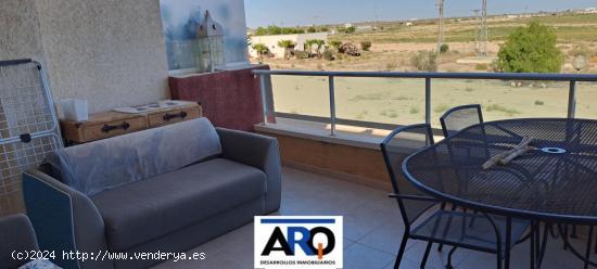 Piso en Hacienda El Álamo – Oasis: Confort y Estilo en un Entorno Exclusivo - MURCIA