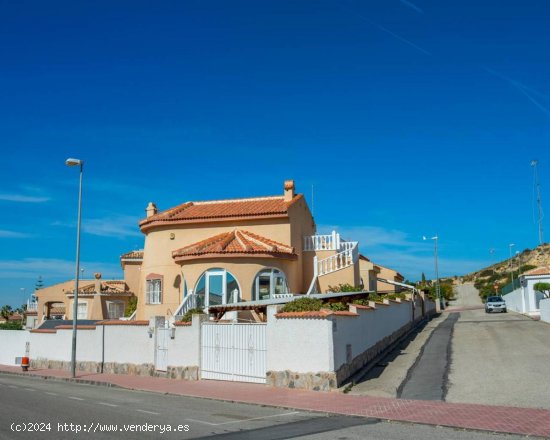 Villa en venta en Rojales (Alicante)