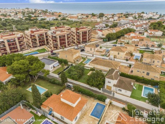 Villa en venta en Vinaròs (Castellón)