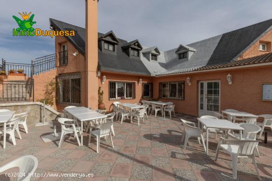  CHALET-RESTAURANTE EN VENTA CON 2000M2 DE PARCELA EN CUMBRES VERDES - GRANADA 