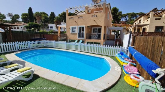 Villa en alquiler en Torremolinos (Málaga)