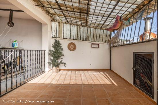 MARAVILLOSA CASA EN MONTEFRÍO EN EL CENTRO DEL PUEBLO - GRANADA