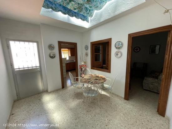 Venta de casa en Lantejuela - SEVILLA