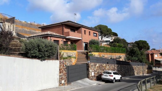 Unifamiliar aislada en venta  en Sant Andreu de Llavaneres - Barcelona