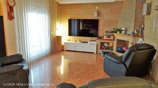 Unifamiliar adosada en venta  en Sant Fost de Campsentelles - Barcelona