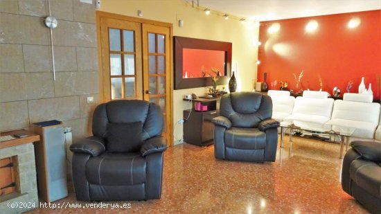 Unifamiliar adosada en venta  en Sant Fost de Campsentelles - Barcelona