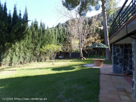 Chalet / Torre en venta  en Torrelles de Llobregat - Barcelona