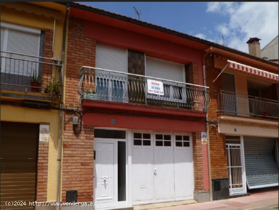 Unifamiliar adosada en venta  en Manlleu - Barcelona