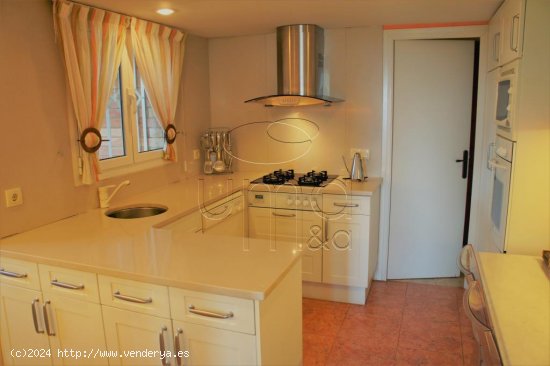 Unifamiliar aislada en venta  en Sant Vicenç de Montalt - Barcelona