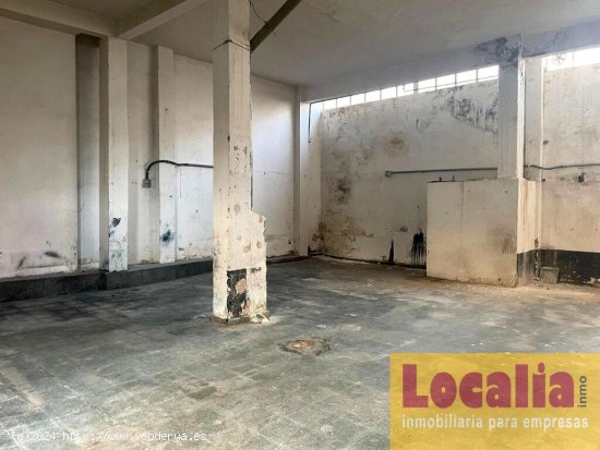 Alquiler de local comercial en Torrelavega.