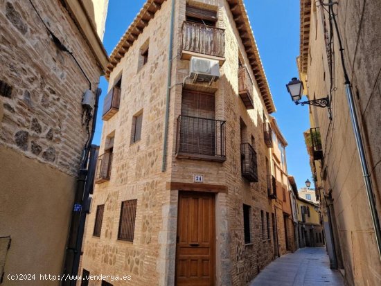 VUT CON TERRAZA  EN EL CASCO HISTORICO