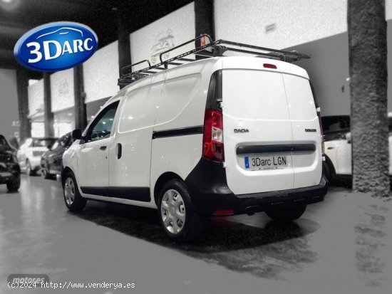 Dacia Dokker ESSENTIAL BLUE FGN 1.5 DCI 95 CV de 2020 con 116.673 Km por 11.900 EUR. en Barcelona