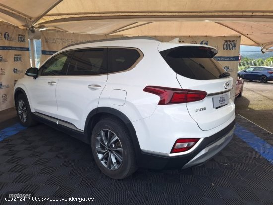 Hyundai Santa Fe 2.2CRDI AUT 200CV TECNO 7PLAZAS de 2019 con 87.586 Km por 29.500 EUR. en Pontevedra