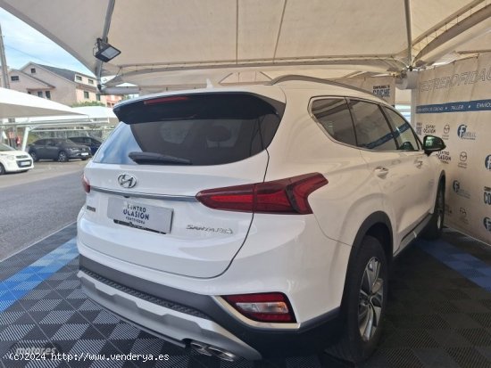 Hyundai Santa Fe 2.2CRDI AUT 200CV TECNO 7PLAZAS de 2019 con 87.586 Km por 29.500 EUR. en Pontevedra