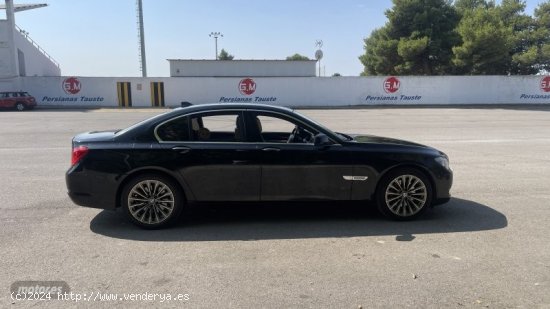 BMW Serie 7 730d de 2010 con 265.000 Km por 15.800 EUR. en Zaragoza