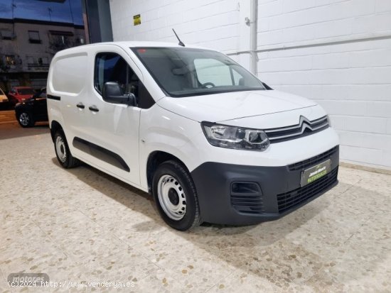  Citroen Berlingo Talla M BlueHDi 100 S&S PLUS de 2020 con 178.000 Km por 8.900 EUR. en Sevilla 