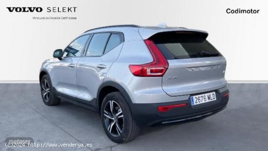 Volvo XC40 XC40 Plus, B3 mild hybrid, Gasolina, Dark de 2023 con 29.000 Km por 39.990 EUR. en Huelva