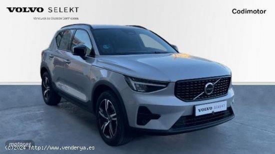 Volvo XC40 XC40 Plus, B3 mild hybrid, Gasolina, Dark de 2023 con 29.000 Km por 39.990 EUR. en Huelva