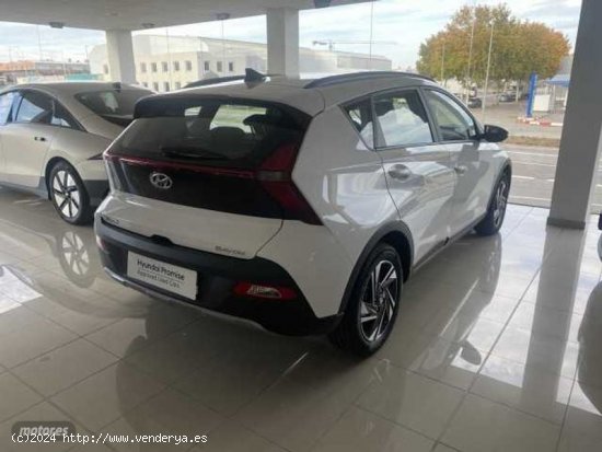 Hyundai Bayon 1.2 MPI Maxx de 2023 con 329 Km por 18.000 EUR. en Barcelona