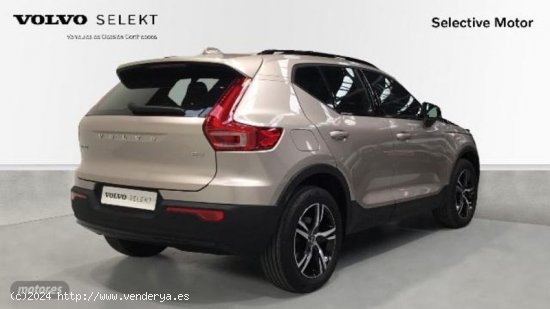 Volvo XC40 XC40 Plus, B3 mild hybrid, Gasolina, Dark de 2023 con 23.768 Km por 36.900 EUR. en Cantab