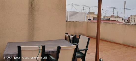 SE VENDE ATICO / DUPLEX  /ASCENSOR / GARAJE / LISTO PARA VIVIR - ALICANTE