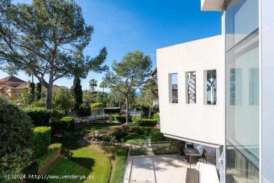 Lujosa casa adosada en  Meisho Hills, Sierra Blanca, Marbella - MALAGA