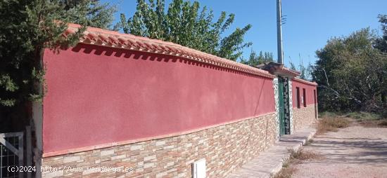 SE VENDE CASA CON TERRENO EN LA RAYA, MURCIA - MURCIA