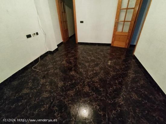 Piso en venta en calle villena, Elda - ALICANTE