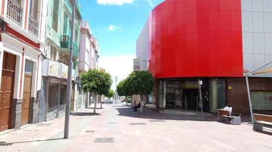 AMPLIA OFICINA AVENIDA DE LA CONSTITUCIÓN TELDE - LAS PALMAS