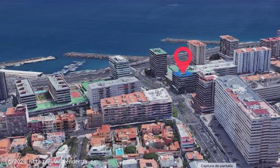  En venta o alquiler local comercial de 1512 m2 Avda Juan XXIII y Luis Doreste Silva - LAS PALMAS 