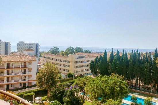 APARTAMENTO DOS DORMITORIOS A 2 MINUTOS DE LA PLAYA - LA CARIHUELA - TORREMOLINOS - MALAGA