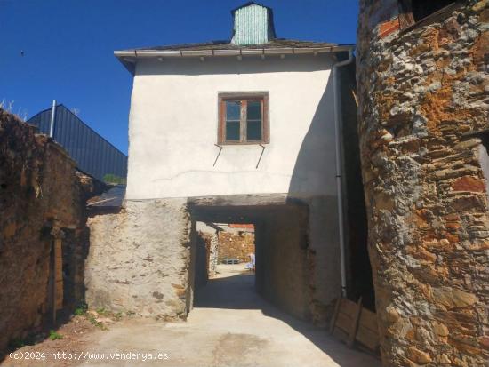  Casa para rehabilitar en Calamocos - LEON 