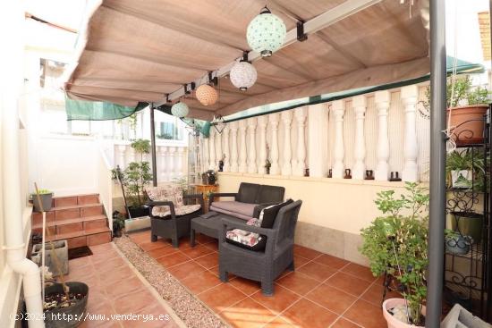 Chalet independiente en Lomas de Cabo Roig - ALICANTE