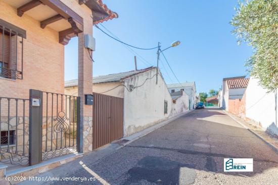 CASA DE PUEBLO CON 325 M2 DE PARCELA EN VENTA EN TRAVESÍA ESCUELAS DE RECAS - TOLEDO