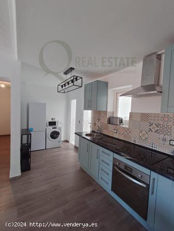 ¡Listo para entrar a vivir! Moderno y amplio apartamento en zona céntrica - ALICANTE