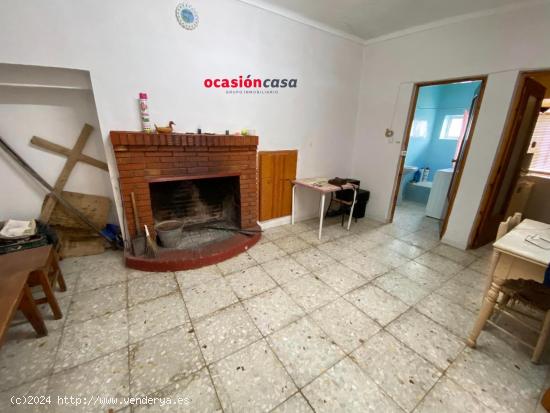 CASA CON TEJADO NUEVO A LA VENTA - CORDOBA