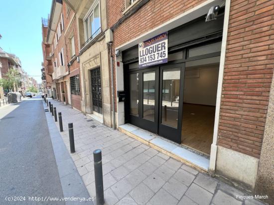 Local Comercial de 45m2 - BARCELONA