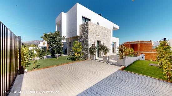 Villas de lujo de nueva construcción en Polop con impresionantes vistas - ALICANTE