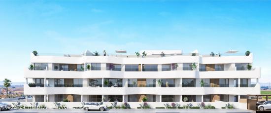 Complejo residencial de nueva construcción en Los Alcázares - MURCIA