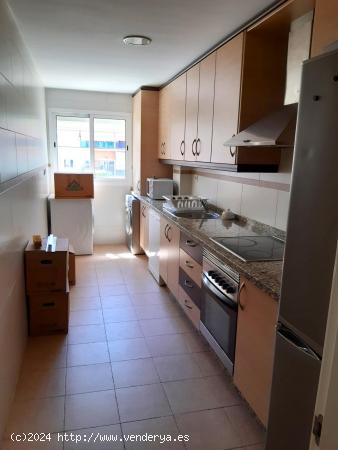 Piso en venta con INQUILINOS, solo para INVERSORES en HUERTA NUEVA, ESTEPONA - MALAGA