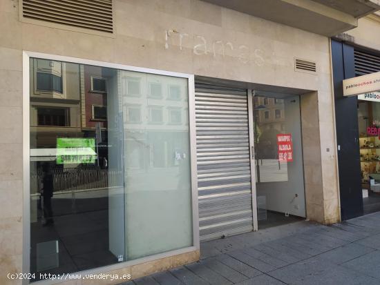  Alquiler local en Av. Carlos III en Pamplona. Fachada 6m. - NAVARRA 