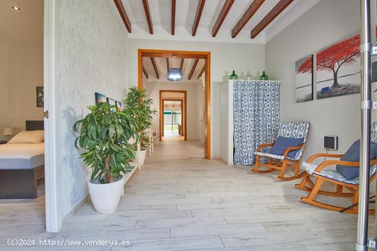 Gran casa en el pueblo de LLucmajor con licencia vacacional, amueblada y con garaje - BALEARES